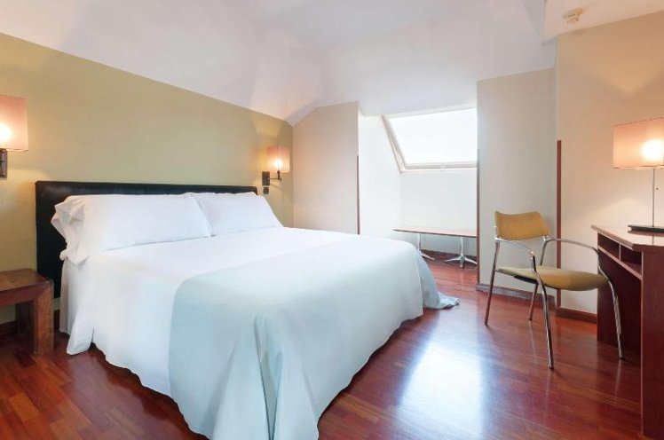 JUNIOR SUITE STANDARD Room