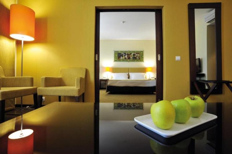 JUNIOR SUITE STANDARD Room