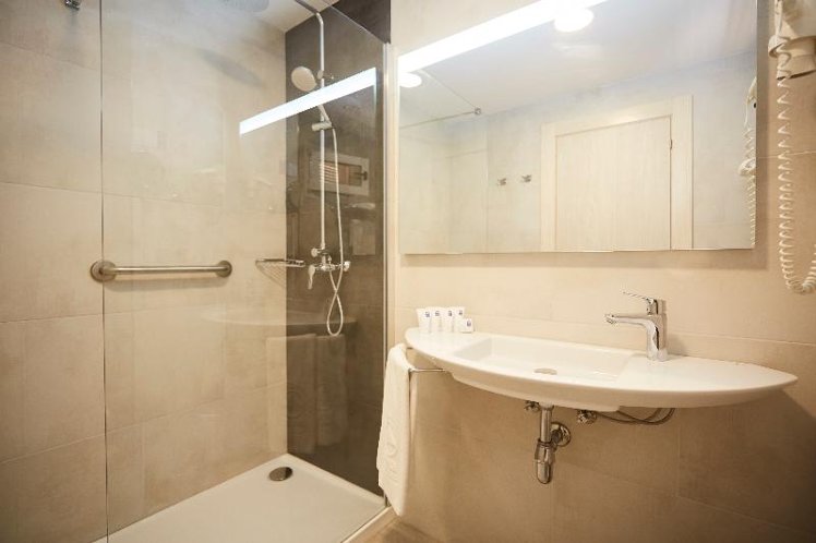 Double or Twin SUPERIOR SEA VIEW Room