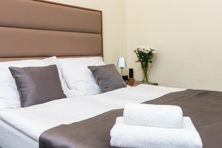 DOUBLE STANDARD Room