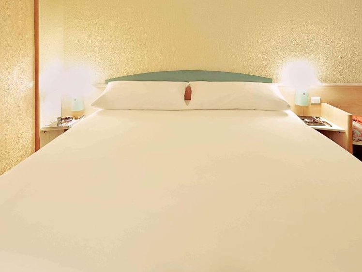 ibis Paris Pantin Eglise