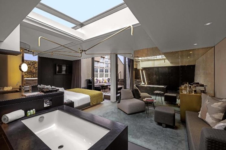 SUITE KING BED NON SMOKING Room