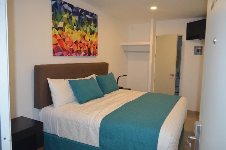 DOUBLE KING SIZE BED Room