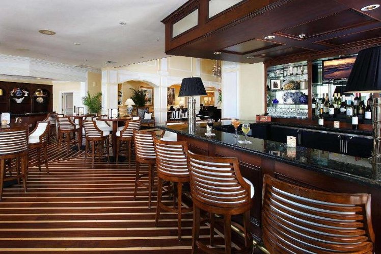 Inn at Pelican Bay