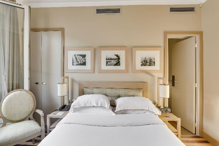 DOUBLE CLASSIC Room