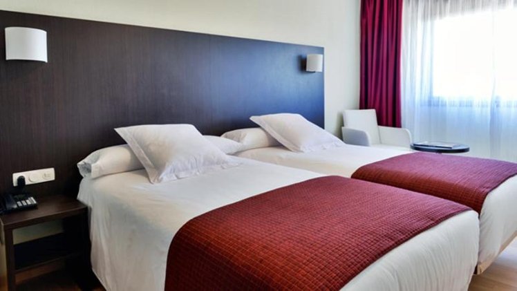 TRIPLE STANDARD Room
