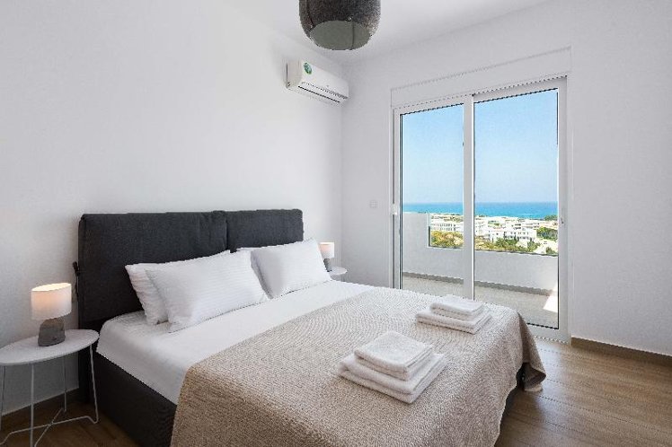 VILLA GARDEN VIEW Room