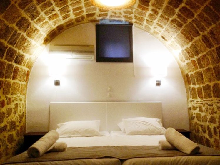 Double or Twin DELUXE Room