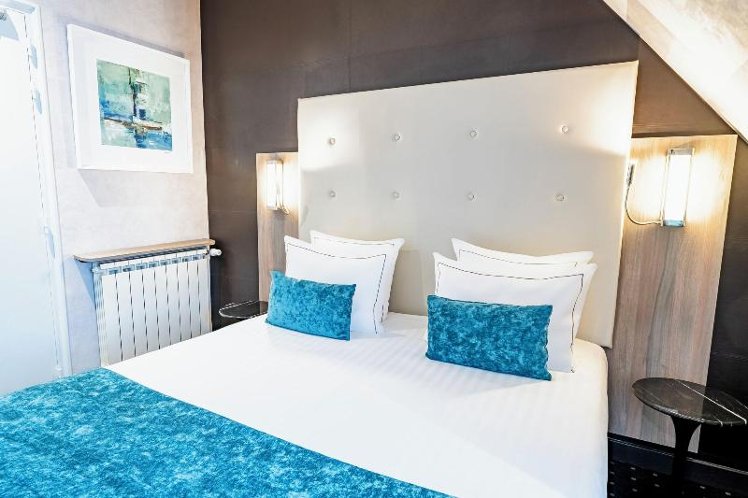 DOUBLE SUPERIOR CITY VIEW Room