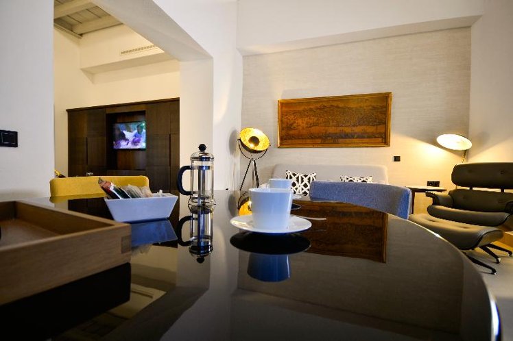 JUNIOR SUITE KING SIZE BED Room