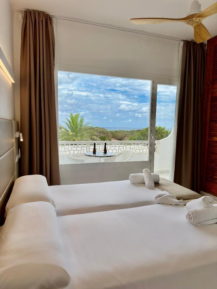 Double or Twin WITH BALCONY Room