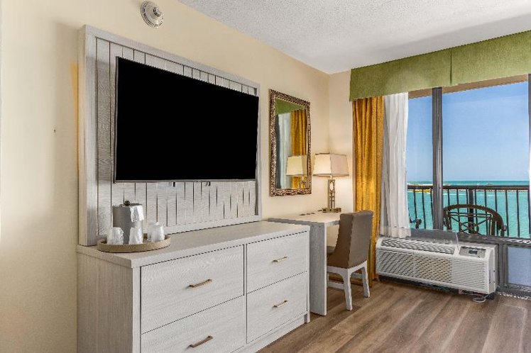 DOUBLE WITH VIEWS Room