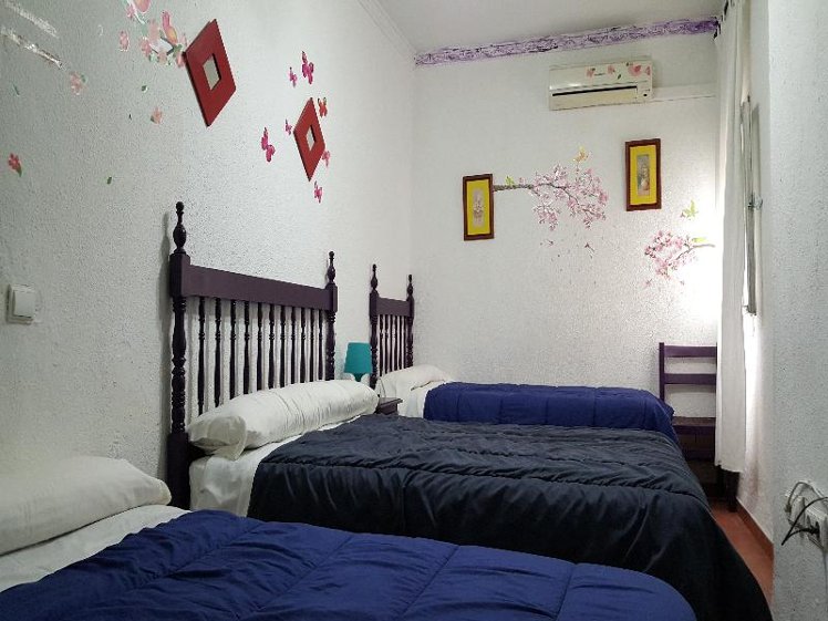 TRIPLE STANDARD Room