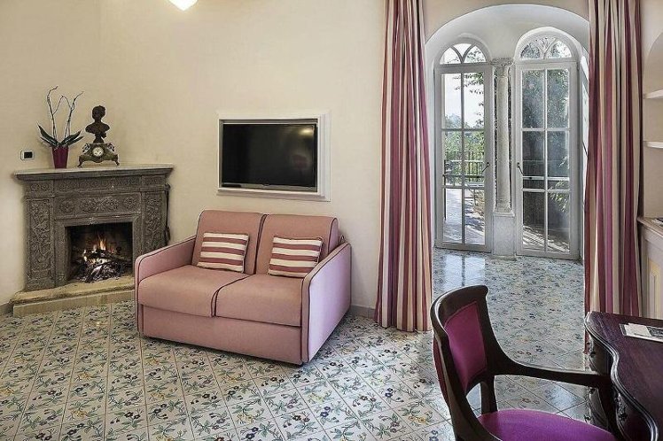 Double or Twin DELUXE SEA VIEW Room
