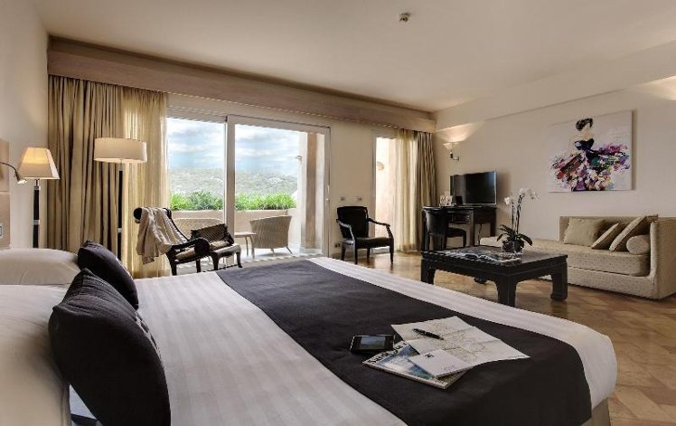 JUNIOR SUITE WITH VIEWS Room