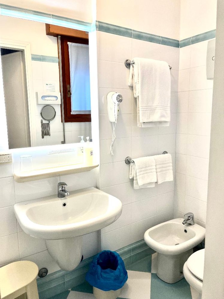 DOUBLE SUPERIOR Room