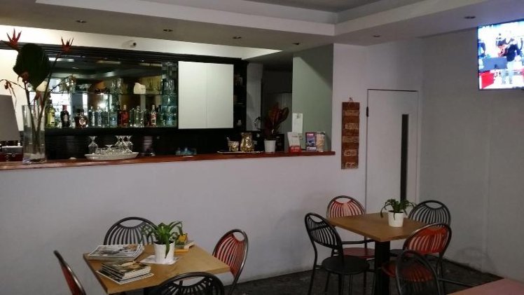 Bar