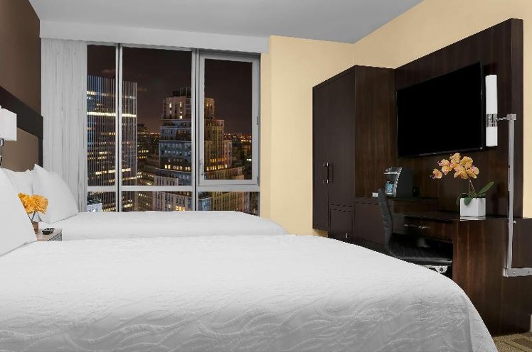 DOUBLE TWO DOUBLE BEDS Room