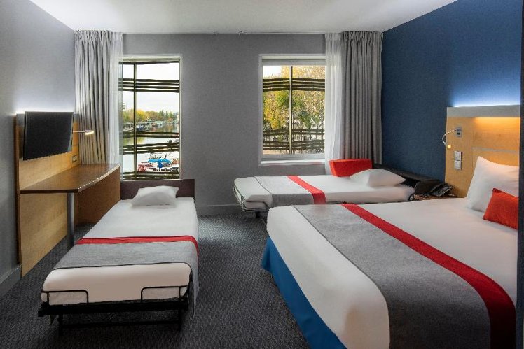 DOUBLE MARINA VIEW Room