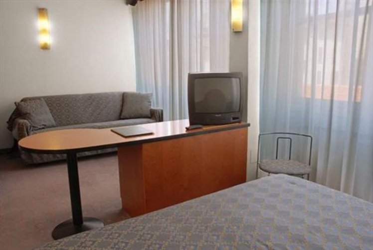 DOUBLE STANDARD Room