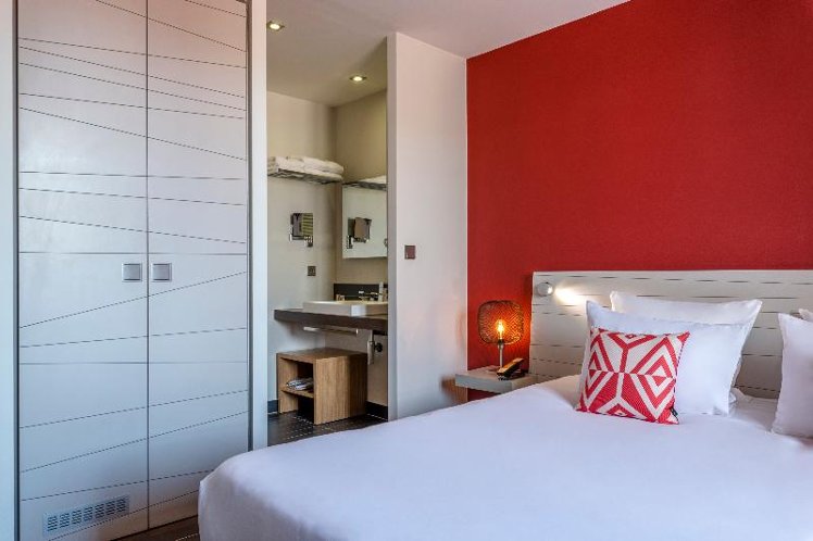 DOUBLE SUPERIOR Room