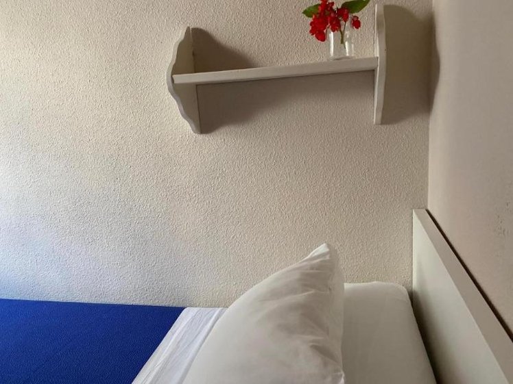 SINGLE STANDARD Room