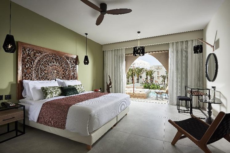 JUNIOR SUITE WITH PRIVATE POOL Room
