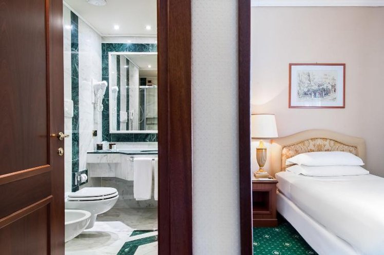 TWIN CLASSIC Room