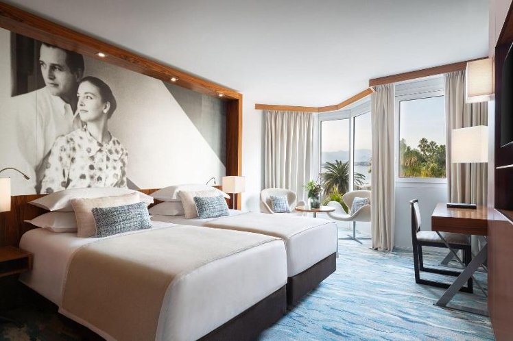DOUBLE DELUXE Room