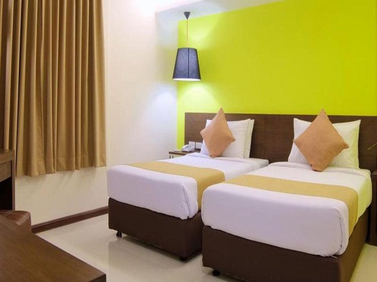 Double or Twin DELUXE Room