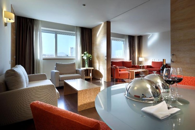 JUNIOR SUITE STANDARD Room