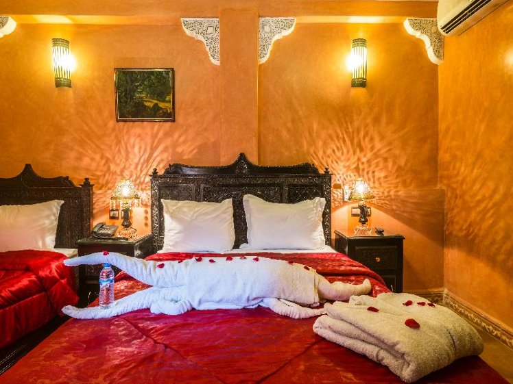 TRIPLE STANDARD Room