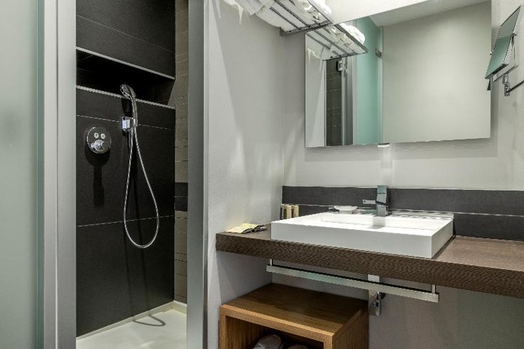 DOUBLE SUPERIOR Room