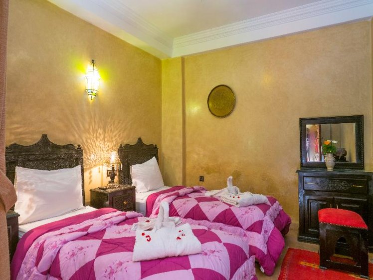 TWIN SUPERIOR Room
