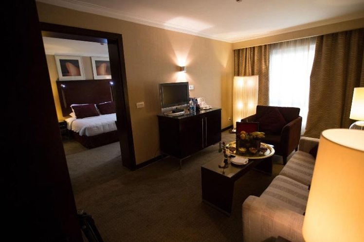 SUITE EXECUTIVE KING BED Room