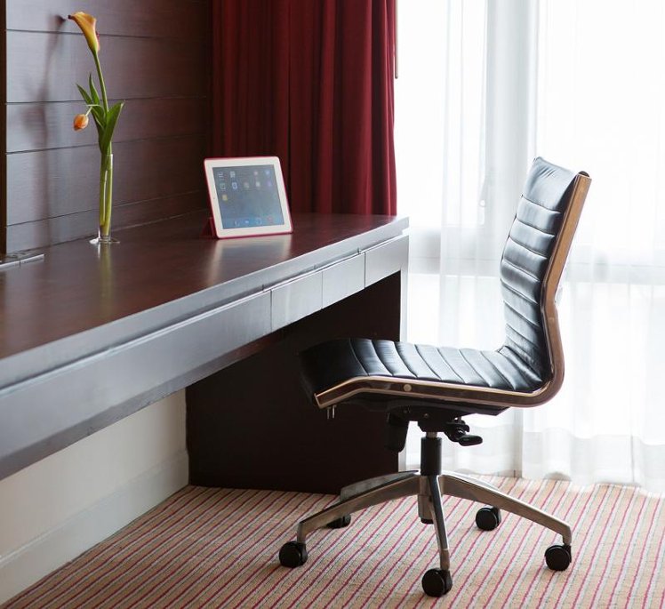 Double or Twin DELUXE EXECUTIVE Room