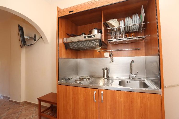 TRIPLE STANDARD Room