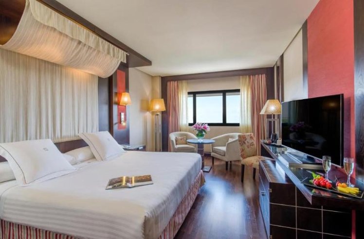 DOUBLE STANDARD Room