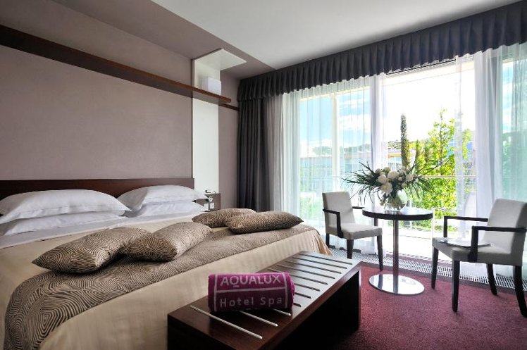 TRIPLE STANDARD Room