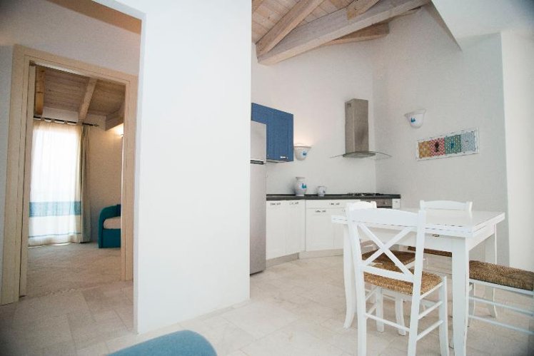 SUITE THREE BEDROOMS ONE BATHROOM Room