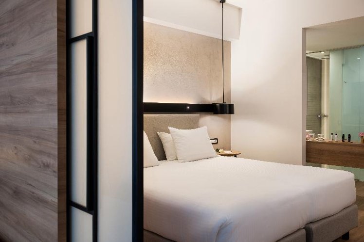 JUNIOR SUITE POOL VIEW Room