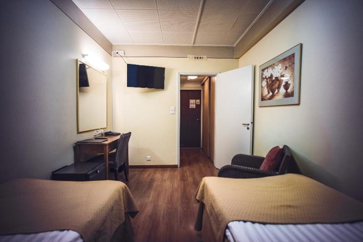 DOUBLE SINGLE USE STANDARD Room