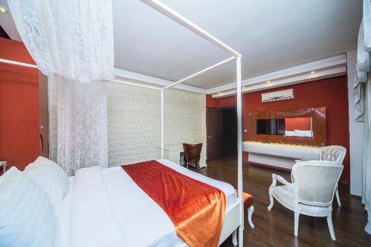 SUITE CAPACITY 2 Room