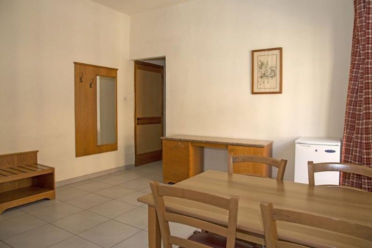 Dragonara Apartments
