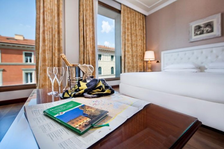 DOUBLE SUPERIOR Room