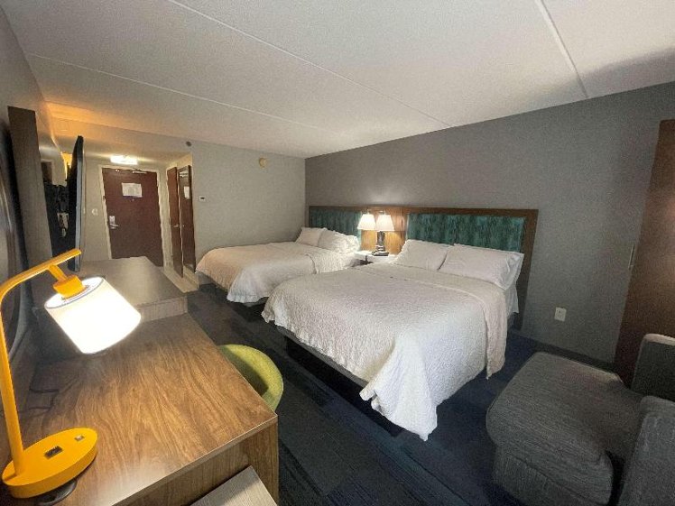 DOUBLE TWO QUEEN BEDS Room