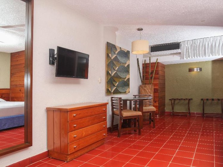 DOUBLE STANDARD Room