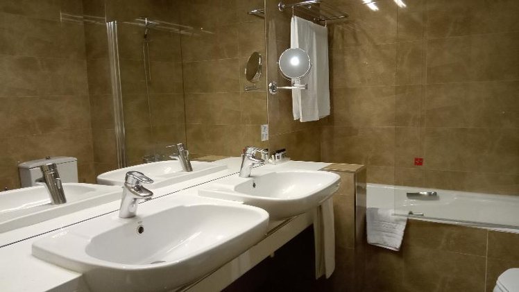 DOUBLE SUPERIOR Room