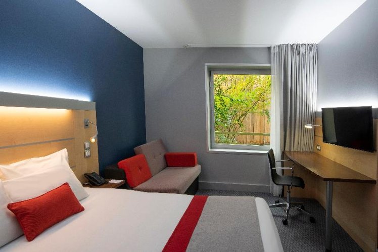 DOUBLE GARDEN VIEW Room