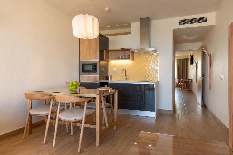 APARTMENT SEA VIEW CAPACITY 5 Room